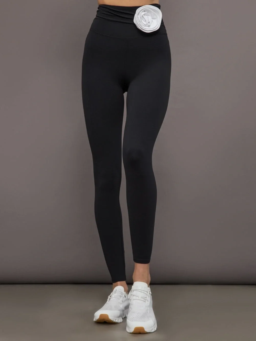Carbon 38 Rosette Long Sleeve Top and leggings set - Picture 5 of 10